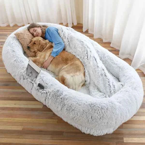Cozy Large Faux Fur Pet Bed - The Ultimate Relaxation Spot for You and Your Dog